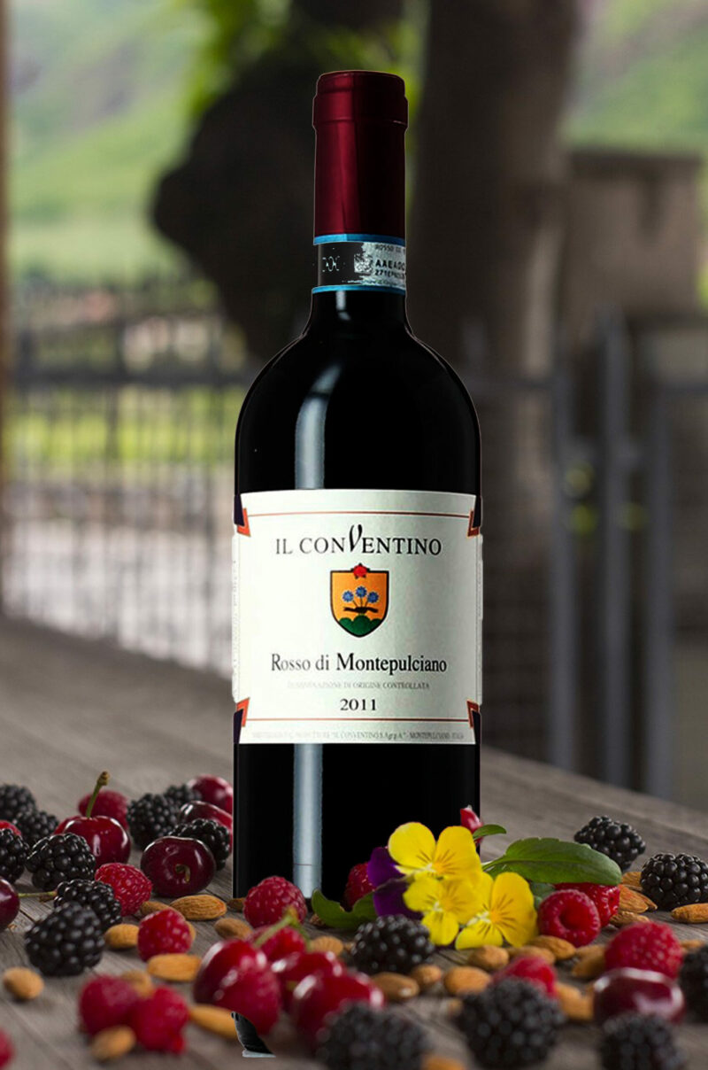 Un vino da ogni giorno ed adatto ad ogni pasto, dal naso pulito e fresco, offre una vasta gamma di profumi, tra cui spiccano frutti rossi, petali di rosa e la freschezza di foglie di salvia spezzate. I suoi tannini setosi avvolgono la bocca in un sorso intenso e puro, di una freschezza eccezionale.  Un compagno perfetto dei primi piatti tipici toscani come pasta al pomodoro o sughi di carni bianchi.